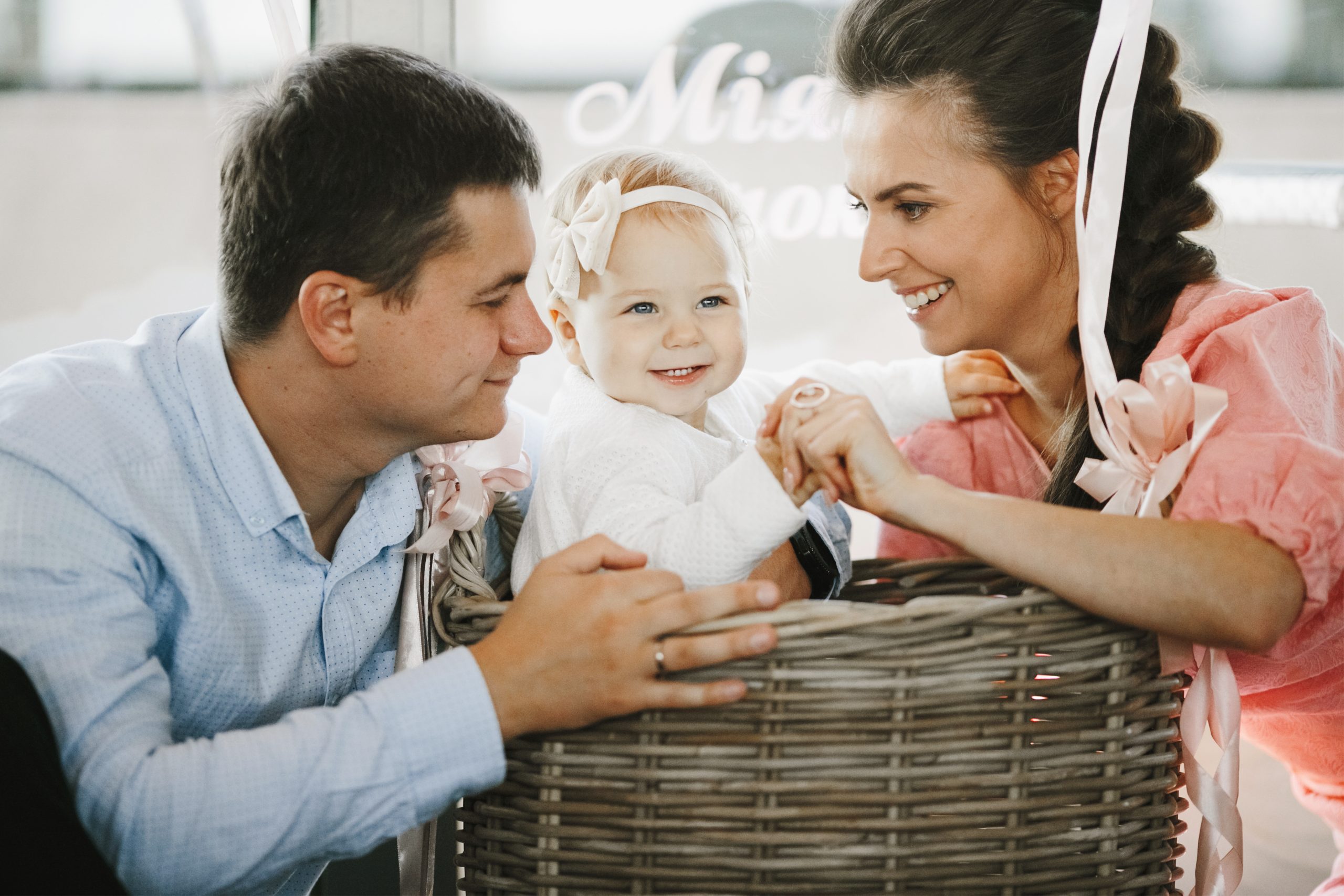 obtain residency with Panamanian child